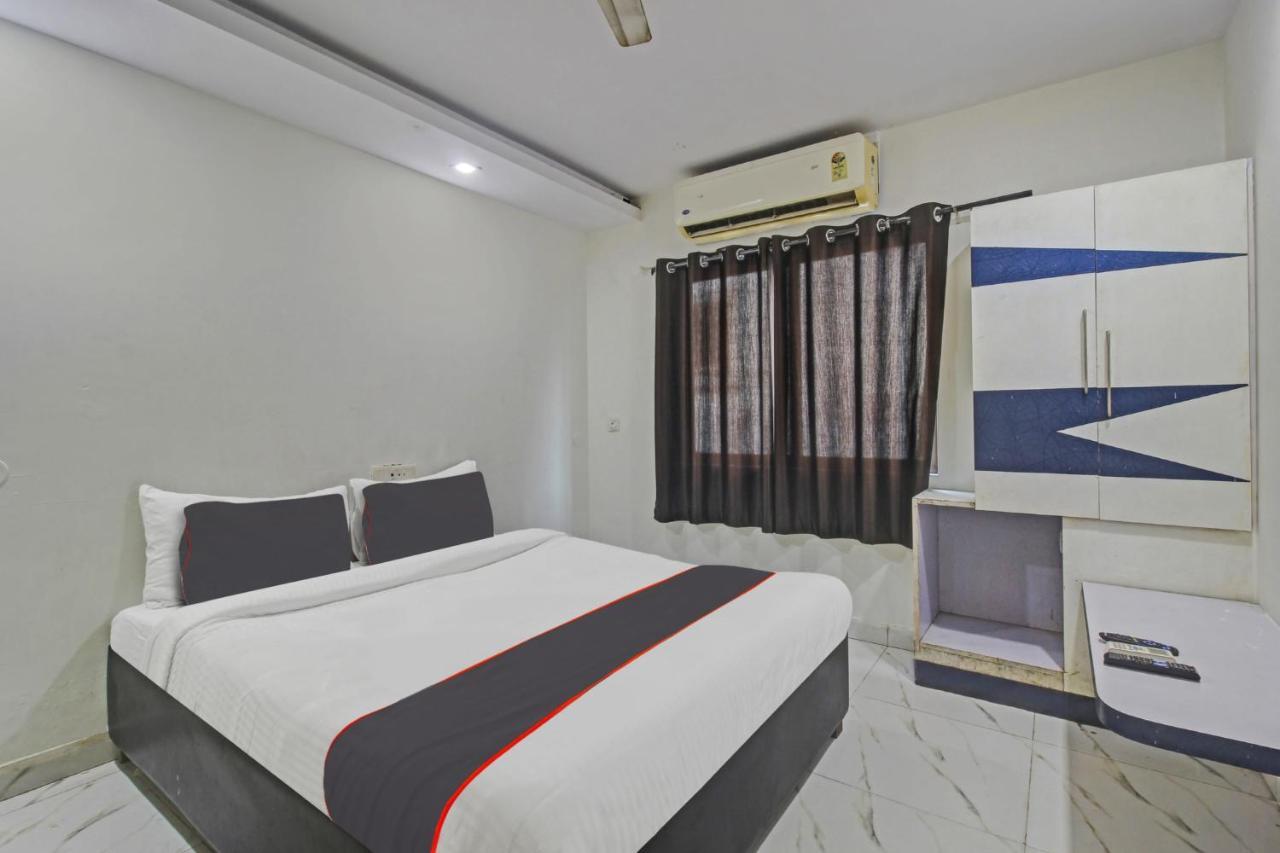 Hotel Collection O Sai Krupa Hyderabad Exterior foto