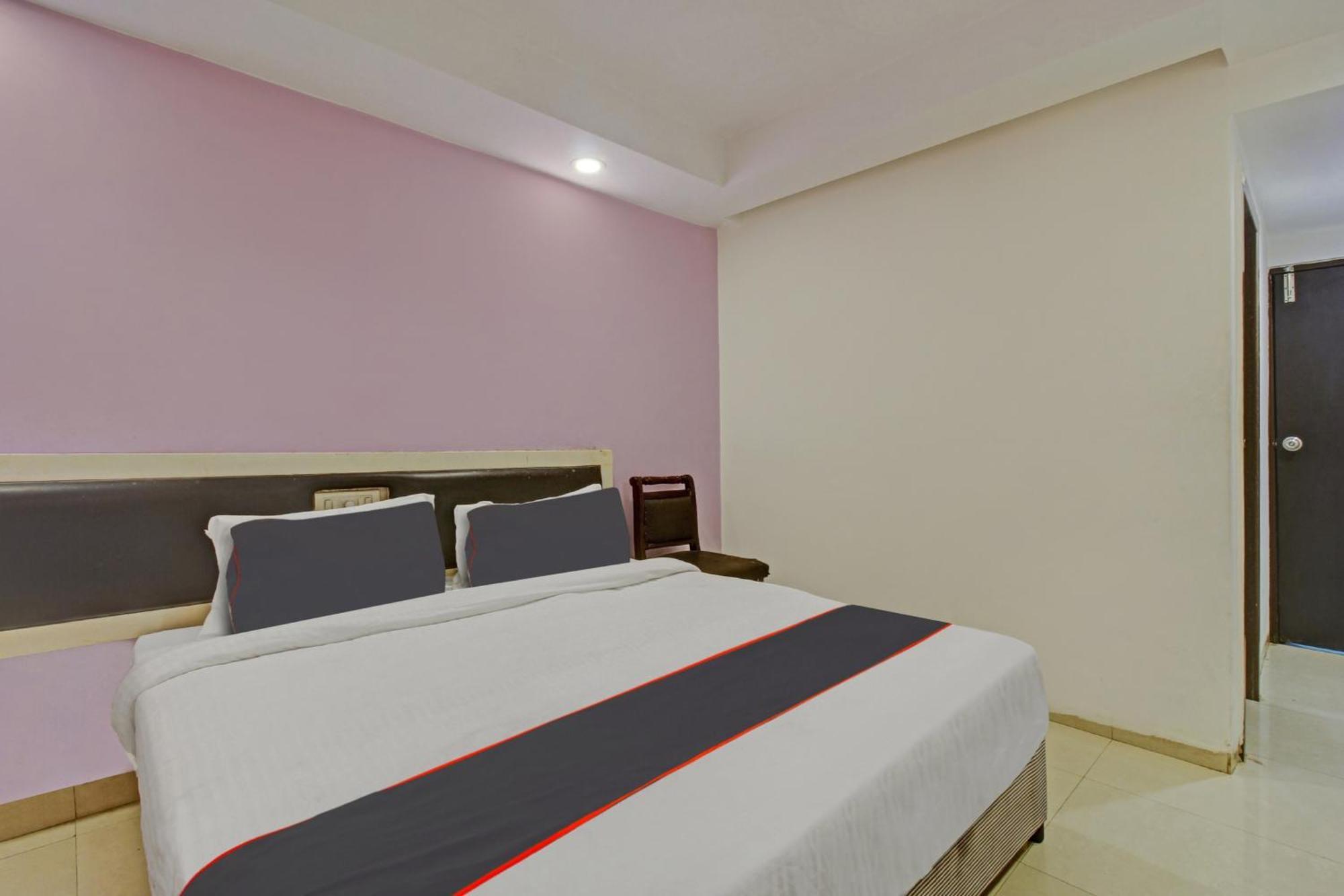 Hotel Collection O Sai Krupa Hyderabad Exterior foto
