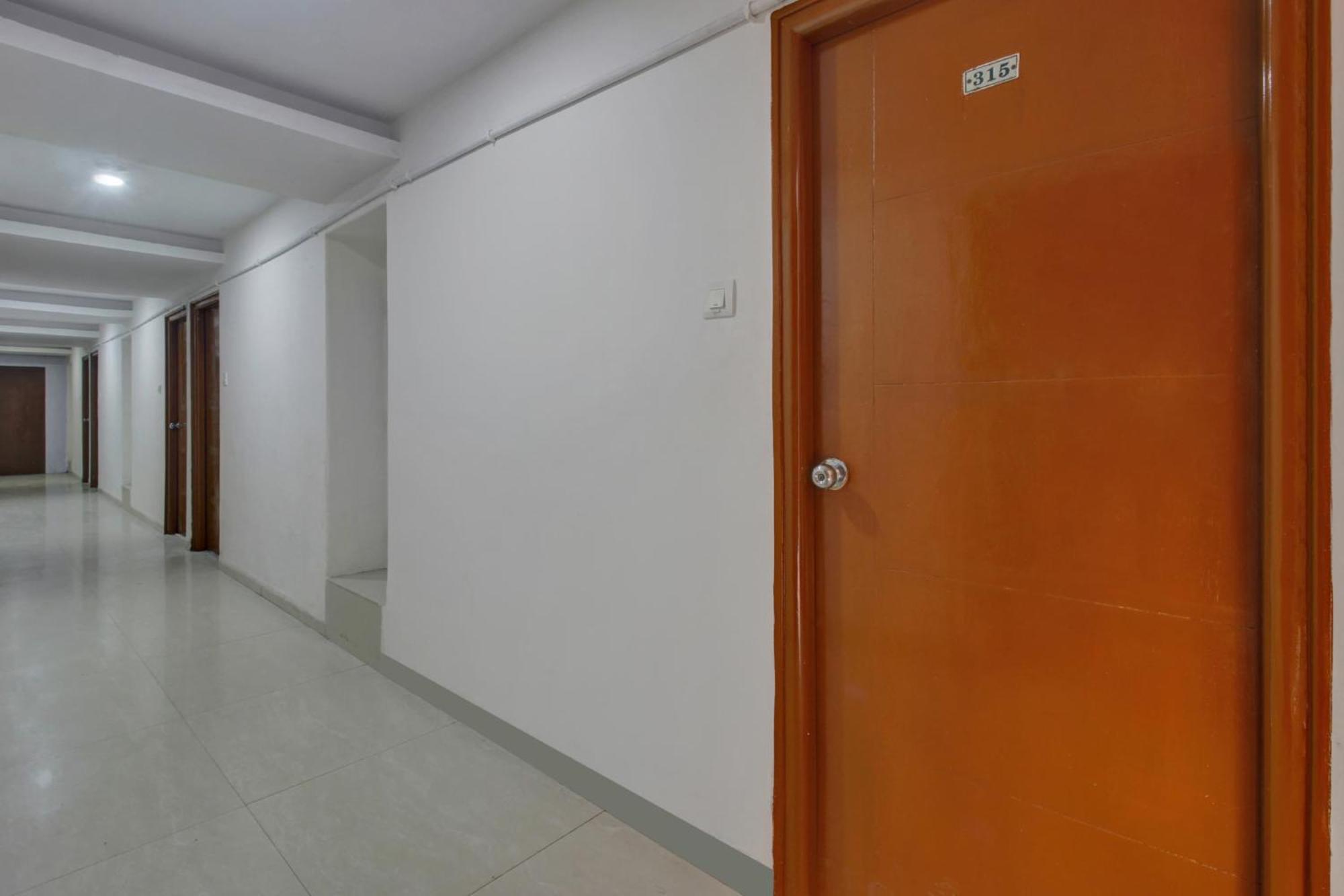 Hotel Collection O Sai Krupa Hyderabad Exterior foto